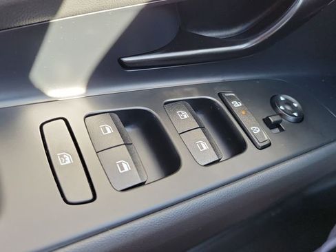 New 2026 Hyundai Elantra Sport image 15