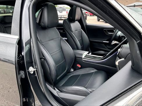 Used 2022 Mercedes-Benz C 300 Sedan w/ Exclusive Trim Package image 9