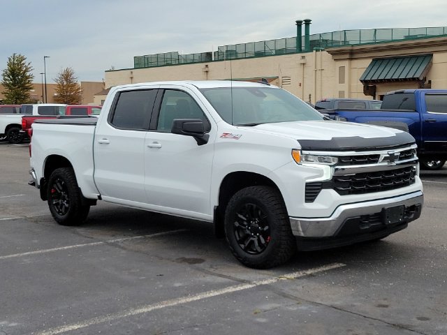 Certified 2024 Chevrolet Silverado 1500 LT w/ Z71 Off-Road Package AWD/4WD image 2