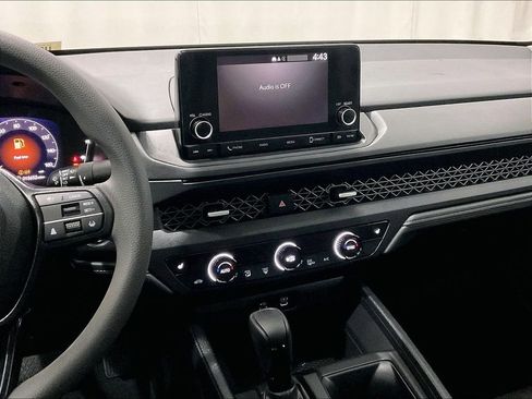 Used 2024 Honda Accord EX image 18