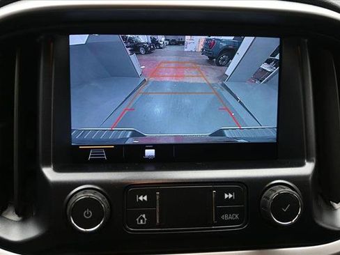 Used 2019 Chevrolet Colorado LT AWD/4WD image 15