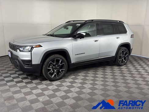 New 2026 Jeep Cherokee Overland w/ Trailer Tow Group AWD/4WD image 1