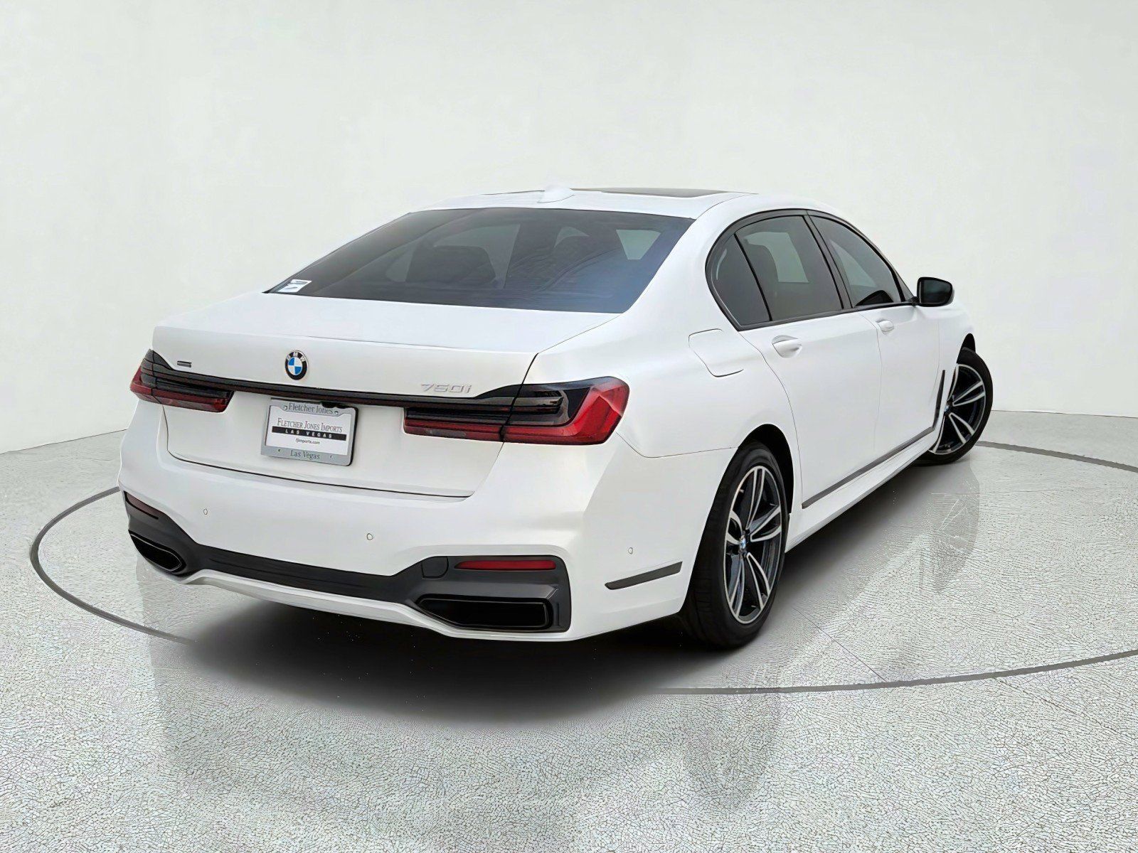 Used 2022 BMW 750i xDrive AWD/4WD image 9