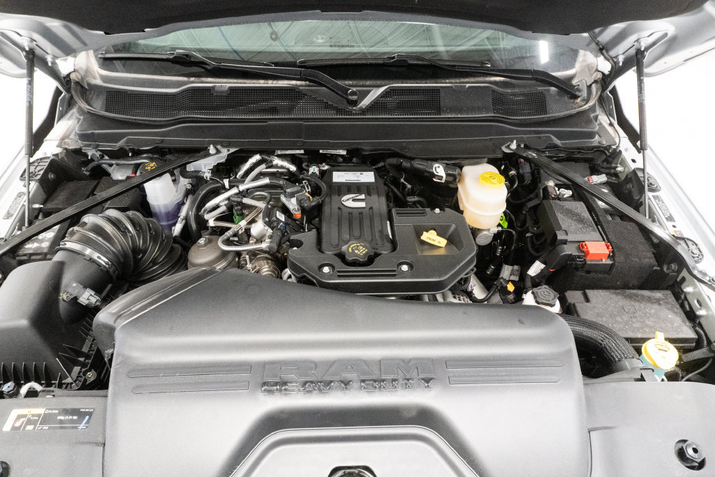 New 2027 RAM 3500 Big Horn AWD/4WD image 3