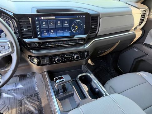 Used 2026 Chevrolet Silverado 1500 LTZ AWD/4WD image 26