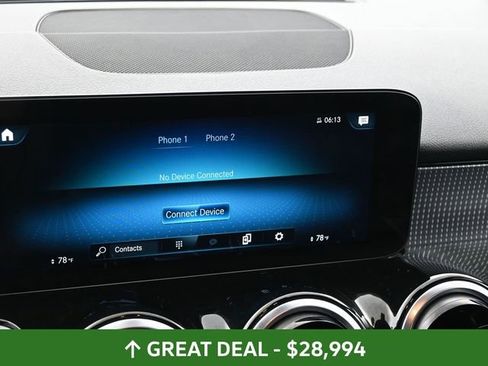 Used 2023 Mercedes-Benz GLB 250 4MATIC image 29