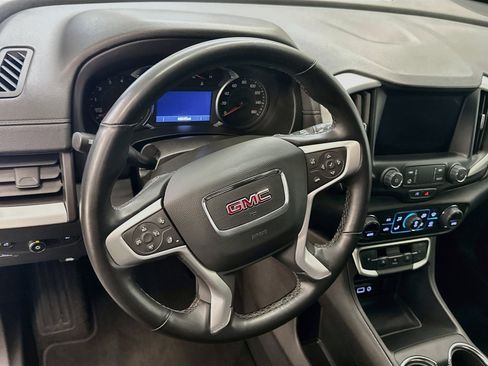 Used 2024 GMC Terrain SLT AWD/4WD image 18