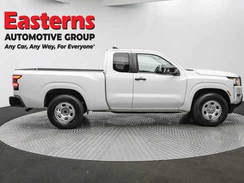 Used 2022 Nissan Frontier S image 4