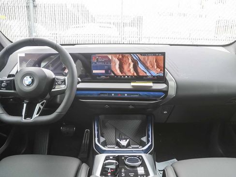 New 2026 BMW X3 xDrive30i w/ M Sport Package AWD/4WD image 9
