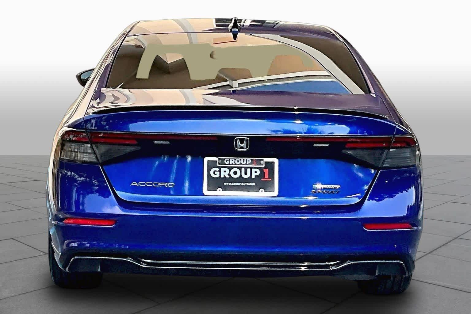 Used 2025 Honda Accord Sport image 5