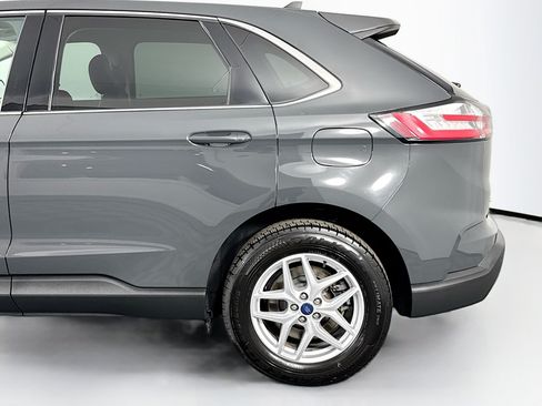 Used 2021 Ford Edge SEL AWD/4WD image 46