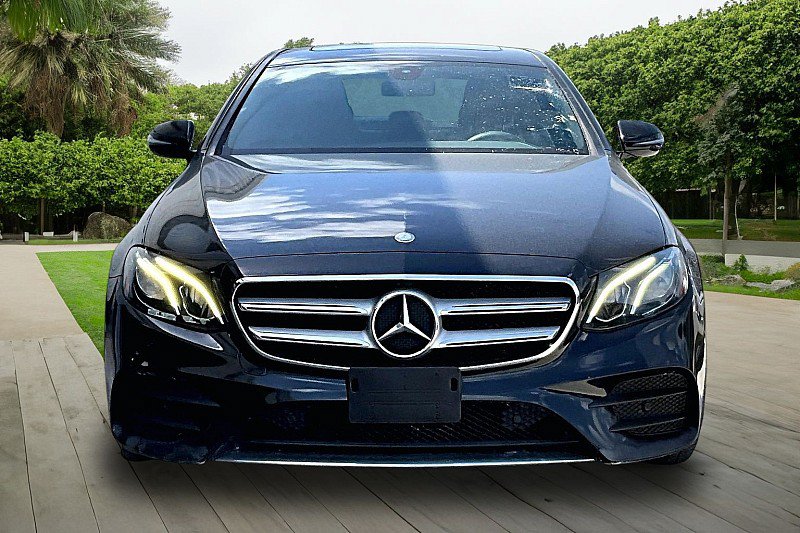 Used 2017 Mercedes-Benz E 300 image 2