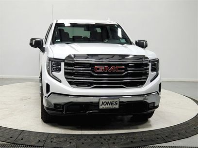 Used 2024 GMC Sierra 1500 SLT w/ SLT Premium Package