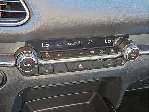 New 2025 MAZDA CX-30 AWD 2.5 S w/ Preferred Package image 26