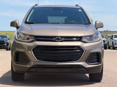 Used 2022 Chevrolet Trax LT w/ Driver Confidence Package AWD/4WD image 6