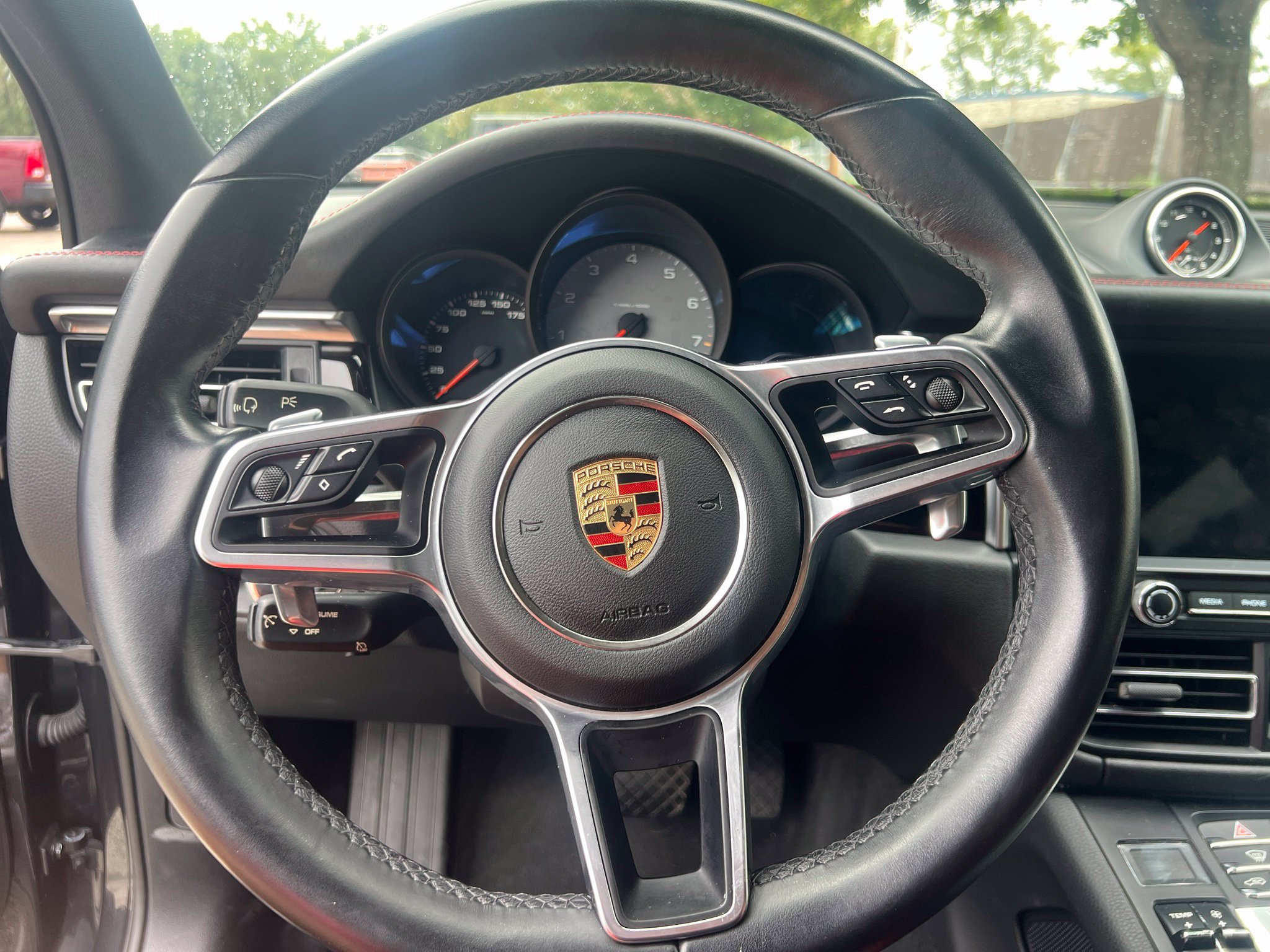 Used 2021 Porsche Macan S AWD/4WD image 16