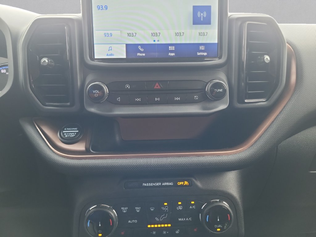 Used 2022 Ford Bronco Sport Outer Banks w/ Tech Package AWD/4WD image 17