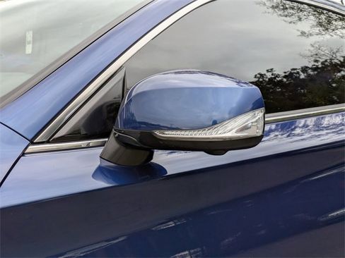 Used 2017 INFINITI Q60 Red Sport 400 image 10