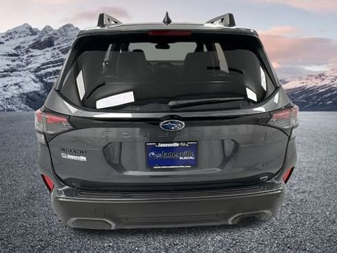 New 2025 Subaru Forester Limited image 4