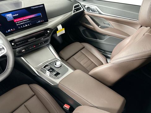 New 2026 BMW 440i xDrive w/ Premium Package image 24