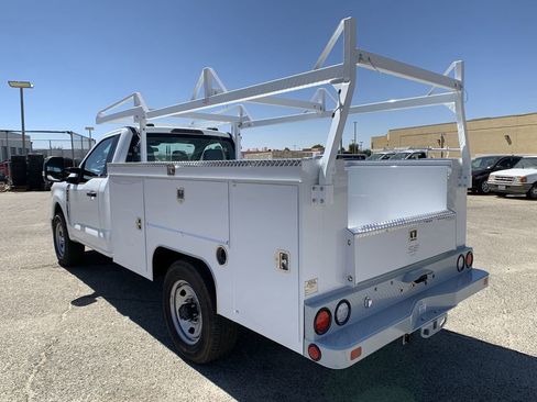 New 2025 Ford F350 XL w/ XL Chrome Package RWD image 5