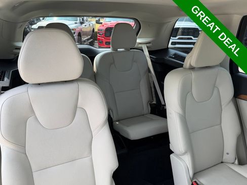 Used 2022 Volvo XC90 T6 Momentum w/ Advanced Package AWD/4WD image 35