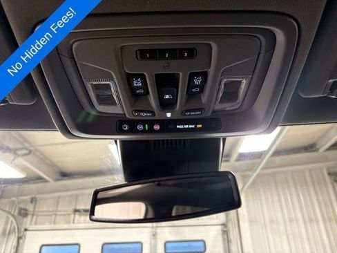 New 2026 GMC Sierra 1500 SLT image 12