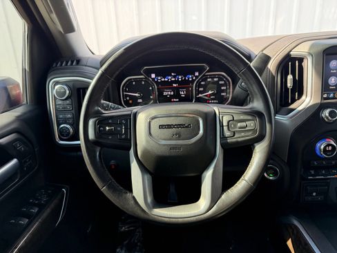 Used 2021 GMC Sierra 2500 Denali w/ Denali Ultimate Package AWD/4WD image 11