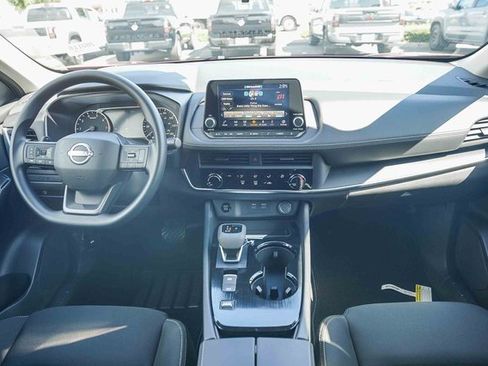 New 2026 Nissan Rogue S image 13