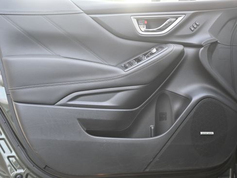 Used 2023 Subaru Forester Touring image 14