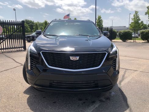Used 2023 Cadillac XT4 Sport AWD/4WD image 2