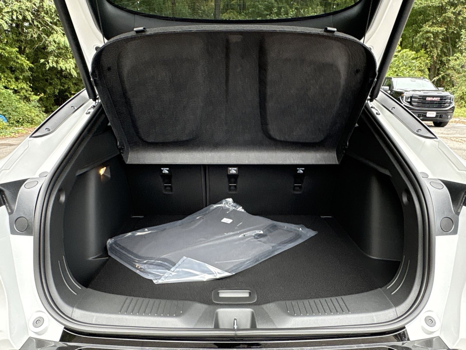 New 2026 Buick Envista Sport Touring w/ Convenience I Package FWD image 24