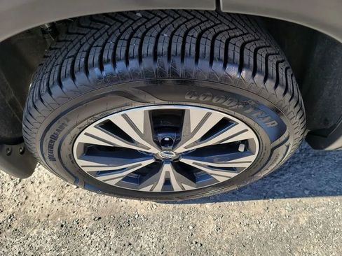 Used 2021 Nissan Rogue SV AWD/4WD image 30