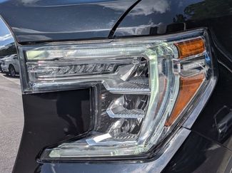 Used 2022 GMC Sierra 1500 Denali w/ Denali Premium Package AWD/4WD video 2