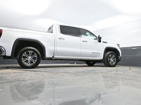 Used 2025 GMC Sierra 1500 SLT image 39