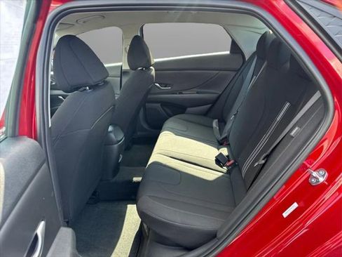 New 2025 Hyundai Elantra Blue image 19