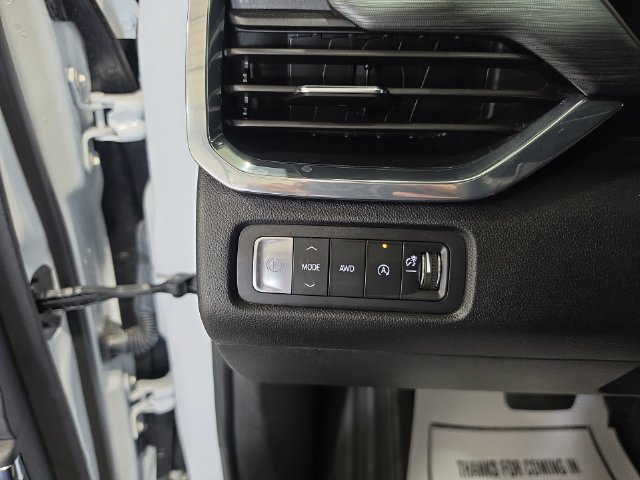 Used 2026 GMC Acadia Elevation w/ Elevation Premium Package AWD/4WD image 19