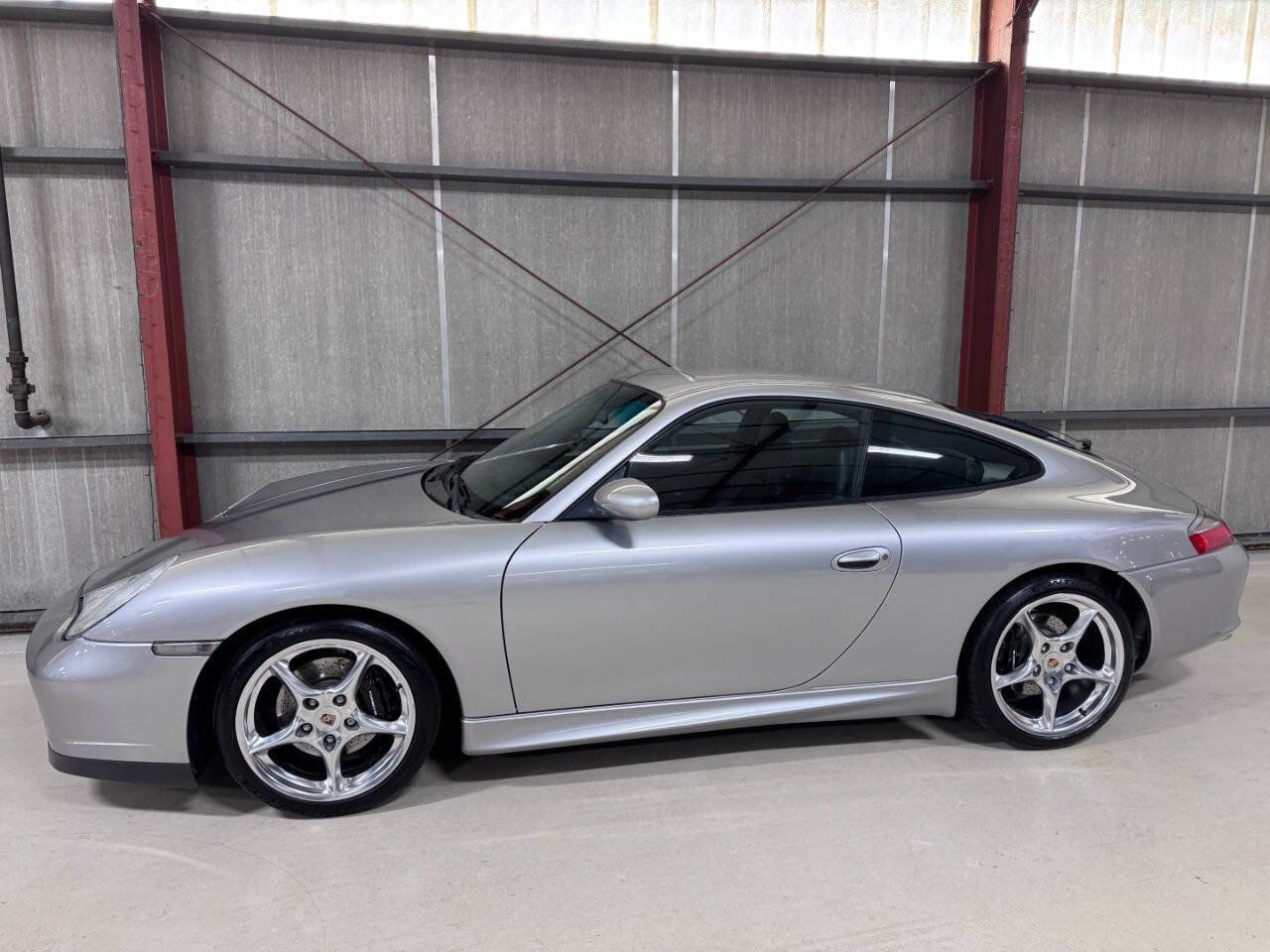 Used 2004 Porsche 911 40th Anniversary RWD image 5