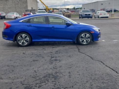 Certified 2018 Honda Civic EX-L image 8