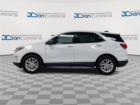 Used 2018 Chevrolet Equinox LS w/ LPO, Cargo Package image 5