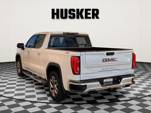 Used 2022 GMC Sierra 1500 SLT AWD/4WD image 5