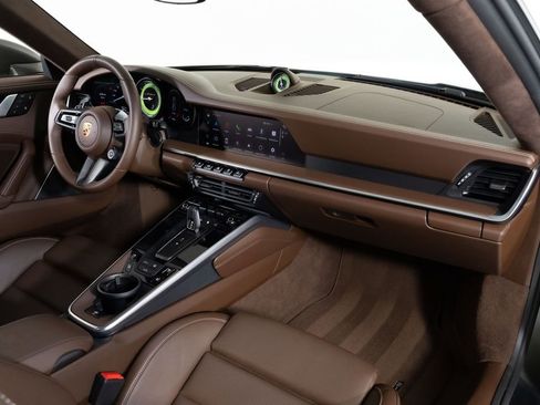 Used 2024 Porsche 911 Turbo S image 31