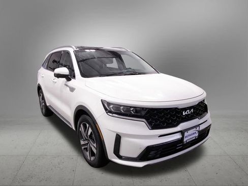 Used 2022 Kia Sorento SX Prestige w/ Panoramic Sunroof Package image 9