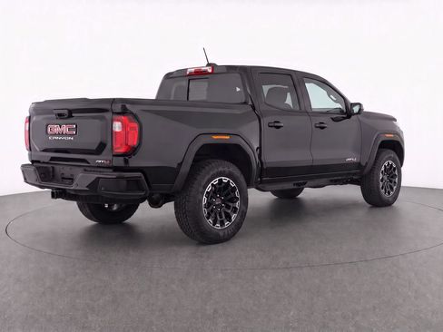 Used 2024 GMC Canyon Elevation AWD/4WD image 6