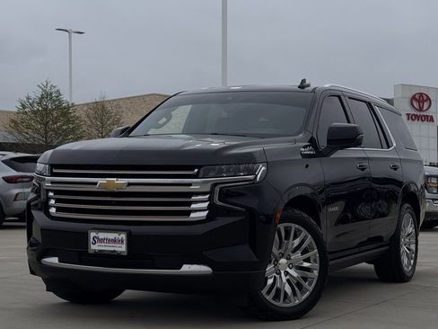Used 2023 Chevrolet Tahoe High Country AWD/4WD image 2