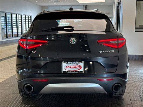 Used 2018 Alfa Romeo Stelvio Sport w/ Quick Order Package 22J Sport image 5