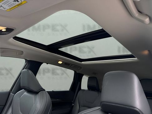 Used 2023 INFINITI QX60 Luxe w/ Vision Package FWD image 12