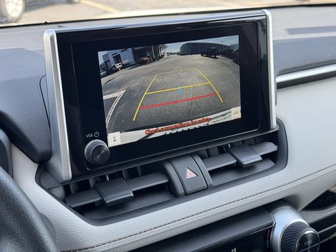Used 2024 Toyota RAV4 XLE image 30