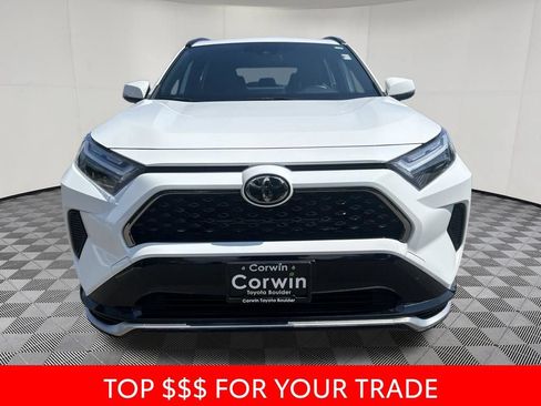 Used 2025 Toyota RAV4 SE AWD/4WD image 2