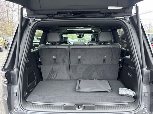 New 2026 Jeep Grand Wagoneer Limited AWD/4WD image 4